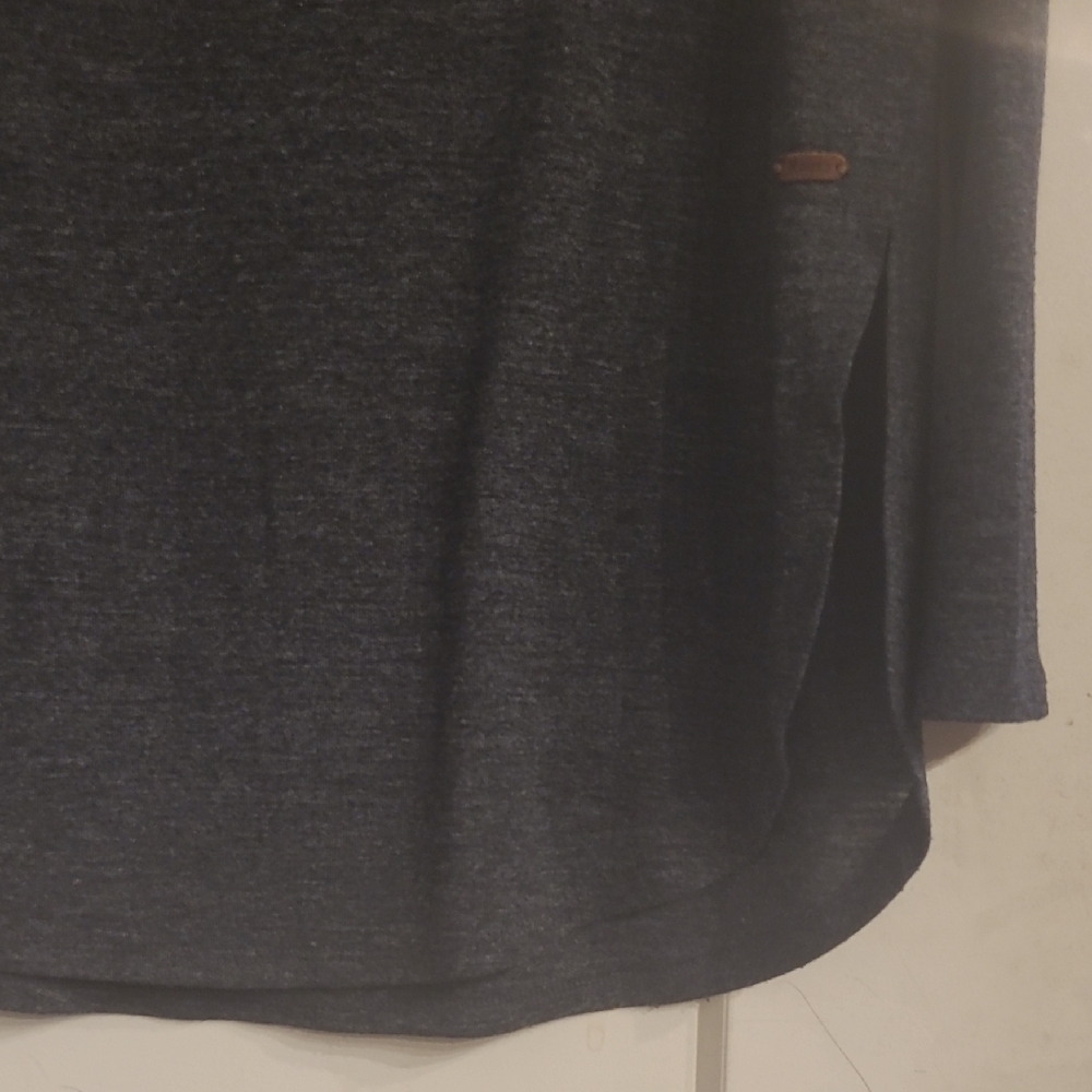 Roots Charcoal Long Sleeve Tee - Picture 4 of 8